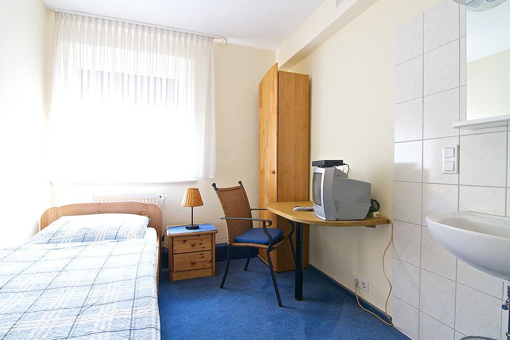 Hotel Schoenfeld BRE Стая снимка